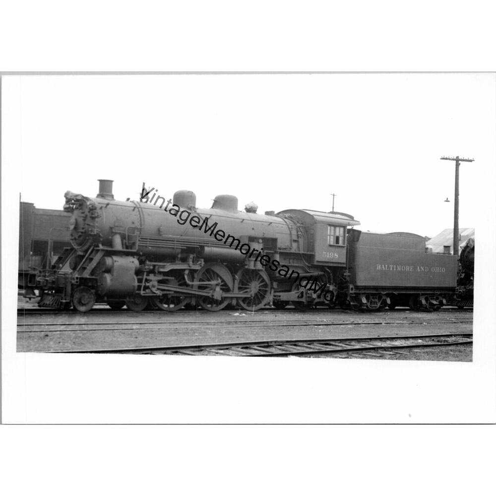 Vtg Balitmore & Ohio B O 5198 Steam Locomotive 3.5" x 5" Real Photo T2-667